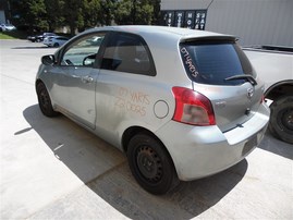 2007 TOYOTA YARIS 2DR HATCHBACK SILVER 1.5 AT Z20025